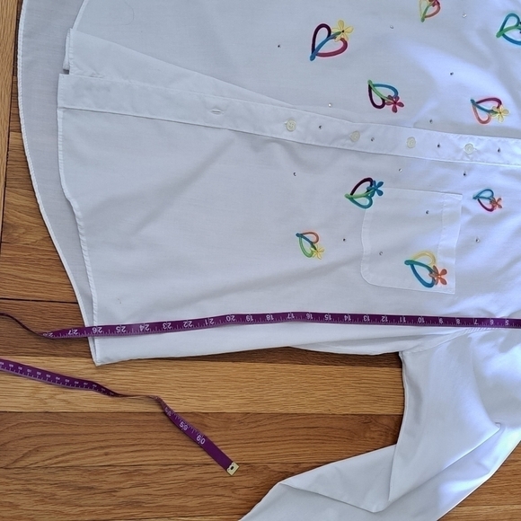 Mili Designs Women's Large White Long Sleeve Button Up Shirt Embroidered Floral - Picture 15 of 16